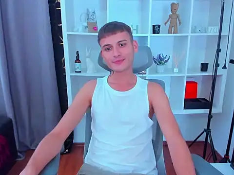 andboyfor6 online show from 09-11-25, 01:33