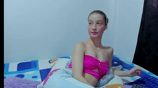 MiiaVolkova online show from 11-20-25, 08:09