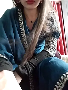Snapshot of Noor_Darliing chatting on 04-18-26, 03:14 Noor Darliing online show from 04-18-26, 03:14