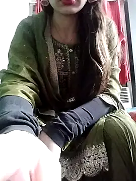 Snapshot of Noor_Darliing chatting on 04-28-26, 03:16 Noor Darliing online show from 04-28-26, 03:16