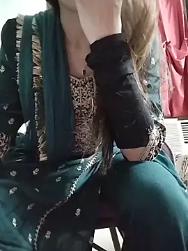 Noor Darliing online show from 06-11-26, 04:04