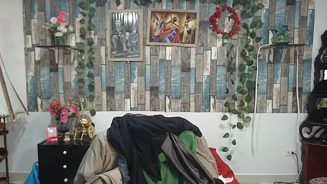 KarimaSarabe online show from 09-25-25, 09:32