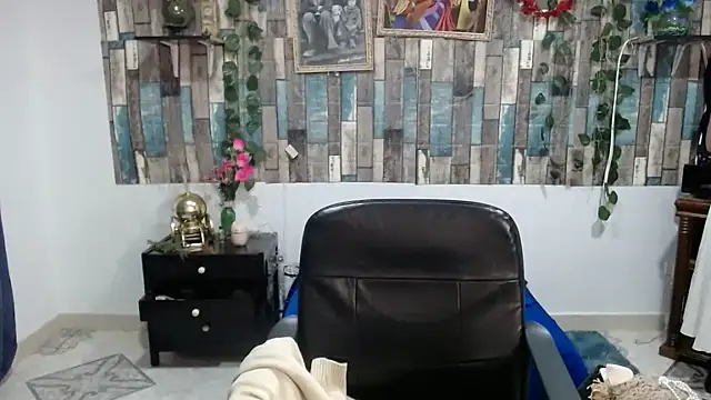 KarimaSarabe online show from 01-09-26, 09:55