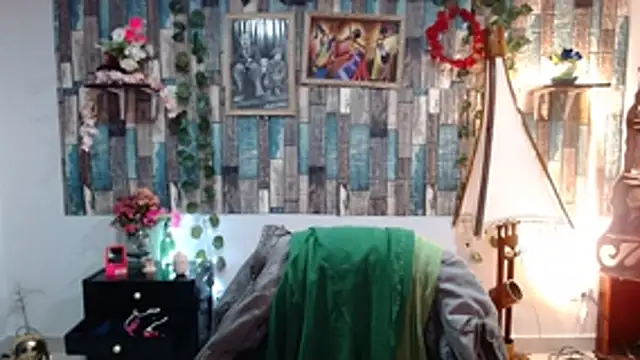 KarimaSarabe online show from 10-27-25, 09:16