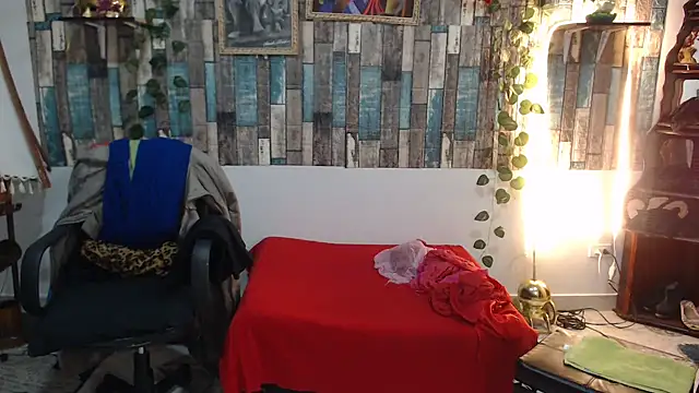 KarimaSarabe online show from 10-04-25, 09:05