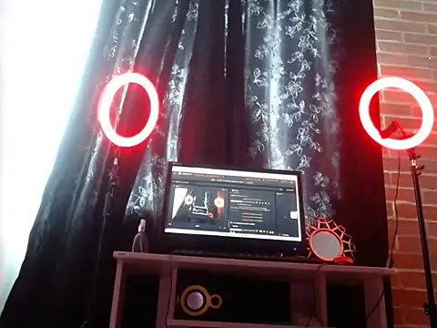 Snapshot of KarimaSarabe chatting on 05-11-26, 04:04 KarimaSarabe online show from 05-11-26, 04:04