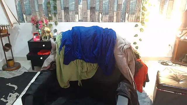 KarimaSarabe online show from 10-01-25, 09:07