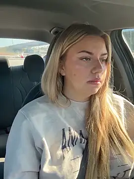 nicolesugarr online show from 09-18-25, 01:47