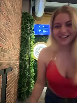 Snapshot of nicolesugarr chatting on 02-08-26, 04:32 nicolesugarr online show from 02-08-26, 04:32