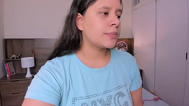 emily adams01 online show from 12-02-25, 10:22