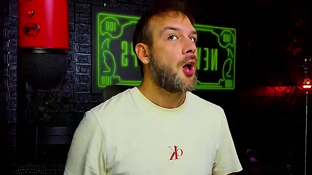 LexXHardy online show from 09-17-25, 02:19