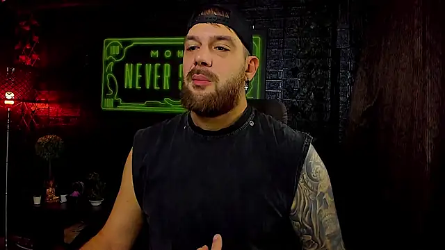 LexXHardy online show from 10-15-25, 10:45