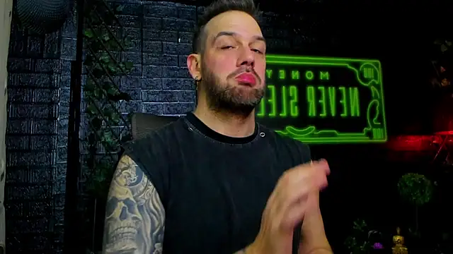 LexXHardy online show from 02-21-26, 06:04