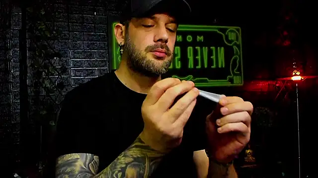 LexXHardy online show from 02-15-26, 02:16