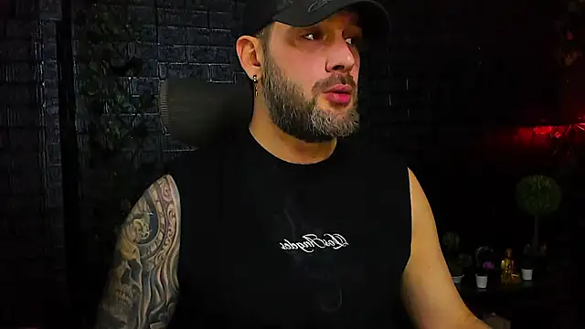 LexXHardy online show from 11-17-25, 09:13