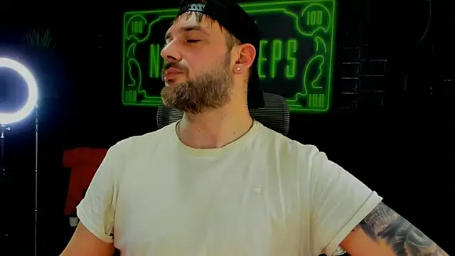 LexXHardy online show from 03-18-25, 08:17