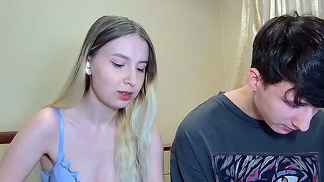 MiaAndWilliam online show from 02-15-26, 05:01