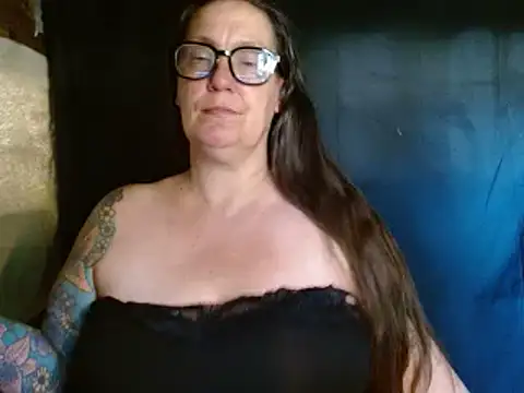 SimoneMoore online show from 04-16-26, 10:45