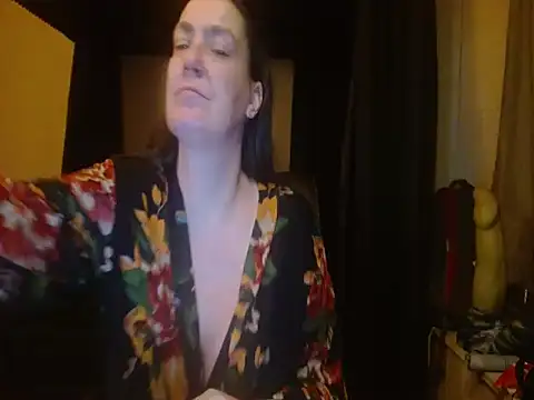 Snapshot of SimoneMoore chatting on 02-26-25, 01:36 SimoneMoore online show from 02-26-25, 01:36