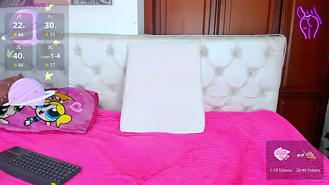 Andrea Williams24 online show from 03-18-26, 01:13