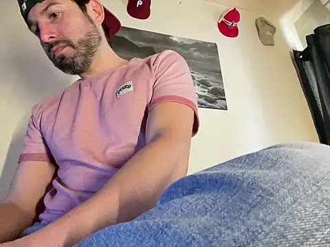 Snapshot of hotraillX chatting on 02-15-25, 06:23 hotraillX online show from 02-15-25, 06:23