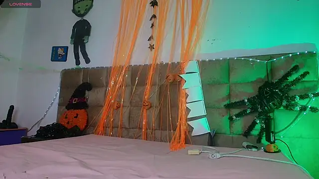  sex mia online show from 10-19-25, 07:16