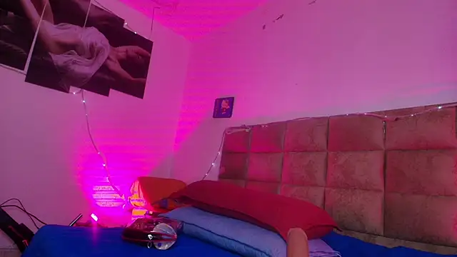  sex mia online show from 11-06-25, 07:29