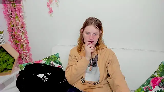 Kathlyn  Heath online show from 02-14-26, 01:44