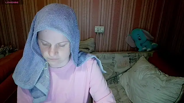 Kathlyn  Heath online show from 04-14-26, 08:58