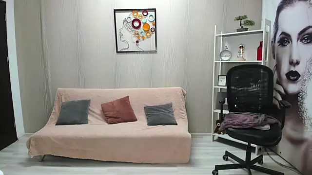 Cassandra Hotty online show from 04-06-26, 03:24