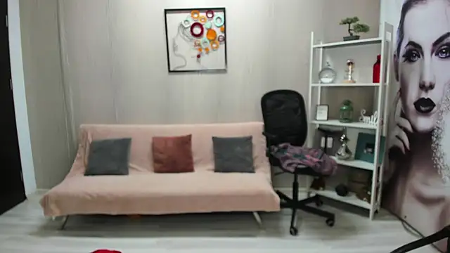 Cassandra Hotty online show from 04-07-26, 03:19