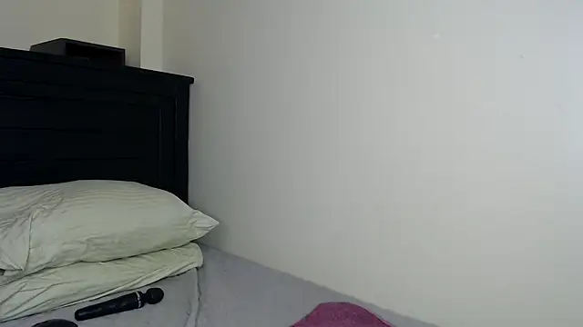 Snapshot of NIKKIE_LOVE chatting on 02-09-26, 07:17 NIKKIE LOVE online show from 02-09-26, 07:17