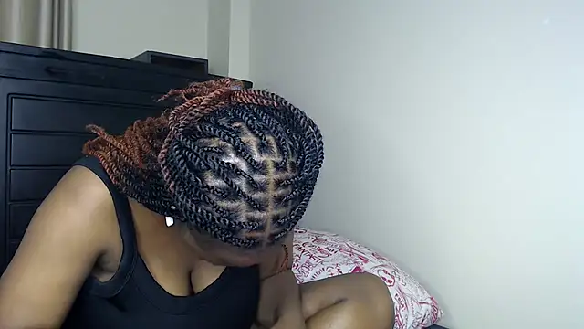 NIKKIE LOVE online show from 12-22-25, 10:54