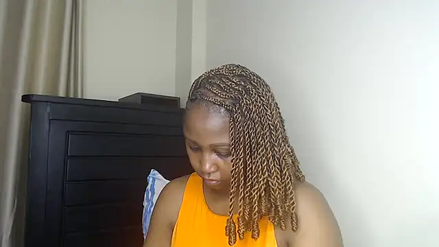NIKKIE LOVE online show from 05-07-26, 09:51