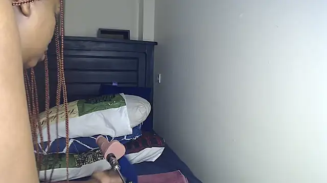 NIKKIE LOVE online show from 12-02-25, 10:17