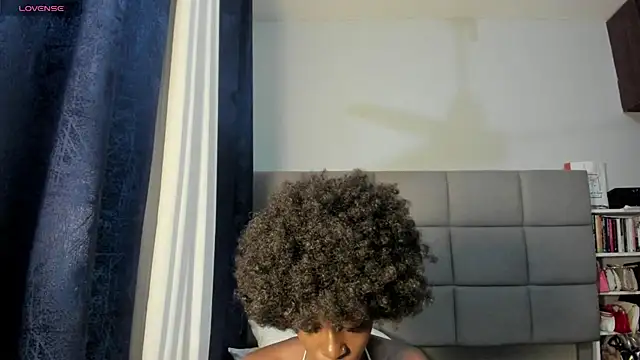 suhaila suus online show from 03-08-26, 02:37