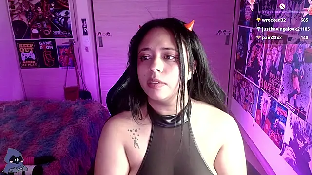 Emmachan19 online show from 03-03-25, 09:55