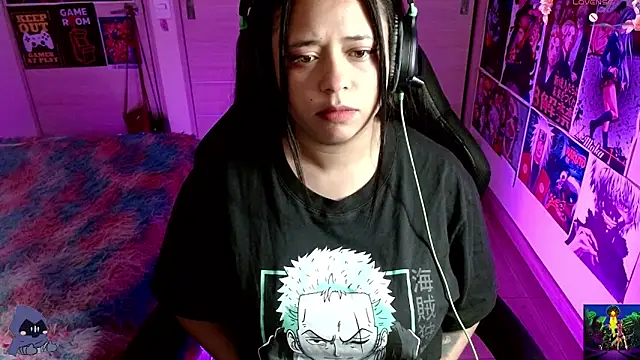 Emmachan19 online show from 01-31-25, 07:29