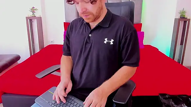 michacosio online show from 10-18-25, 08:55