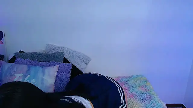 Isa Maiden1 online show from 11-27-25, 04:29