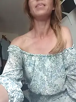 cammyquart online show from 10-26-25, 05:46