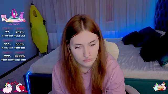  Chlo  e online show from 10-10-25, 12:33