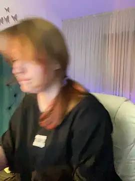  Chlo  e online show from 03-13-25, 11:27