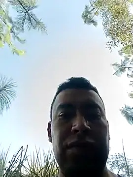 Diego leon27 online show from 11-07-25, 08:24