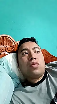 Diego leon27 online show from 12-28-24, 01:38