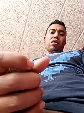 Diego leon27 online show from 10-12-25, 01:01