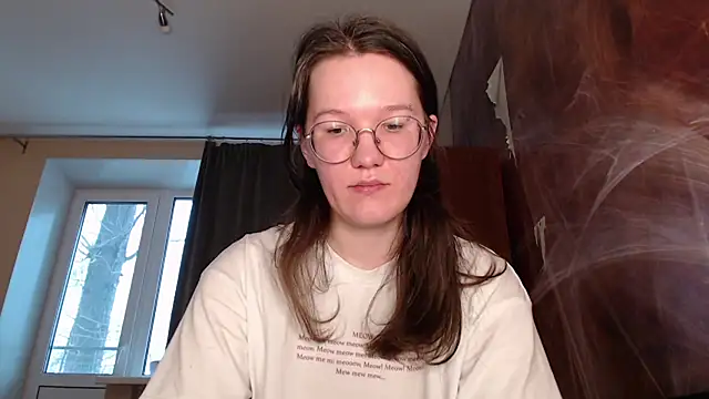 Snapshot of MiriamOr chatting on 01-15-25, 11:32 MiriamOr online show from 01-15-25, 11:32