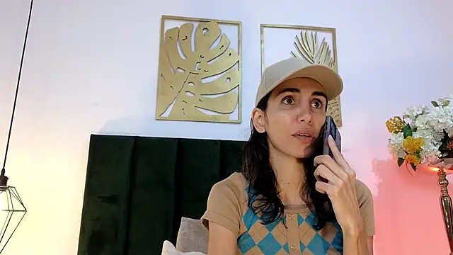 Nina Cavaali online show from 09-28-25, 02:24
