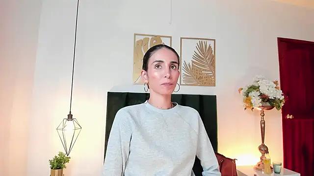 Nina Cavaali online show from 03-03-25, 06:13