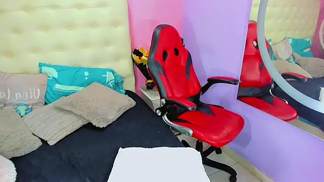 Snapshot of Alexandra-Sexx chatting on 03-09-25, 11:03 Alexandra-Sexx online show from 03-09-25, 11:03